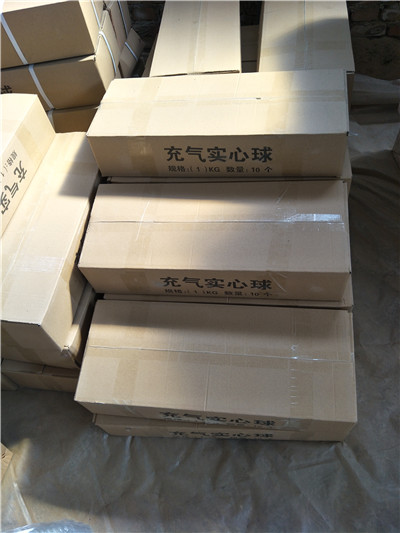 體操墊、羽毛球柱、實心球、海綿包大量現貨